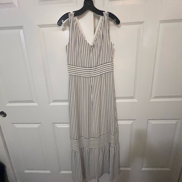 Ralph Lauren Navy and White Sleeveless Maxi Dress - Picture 3 of 3